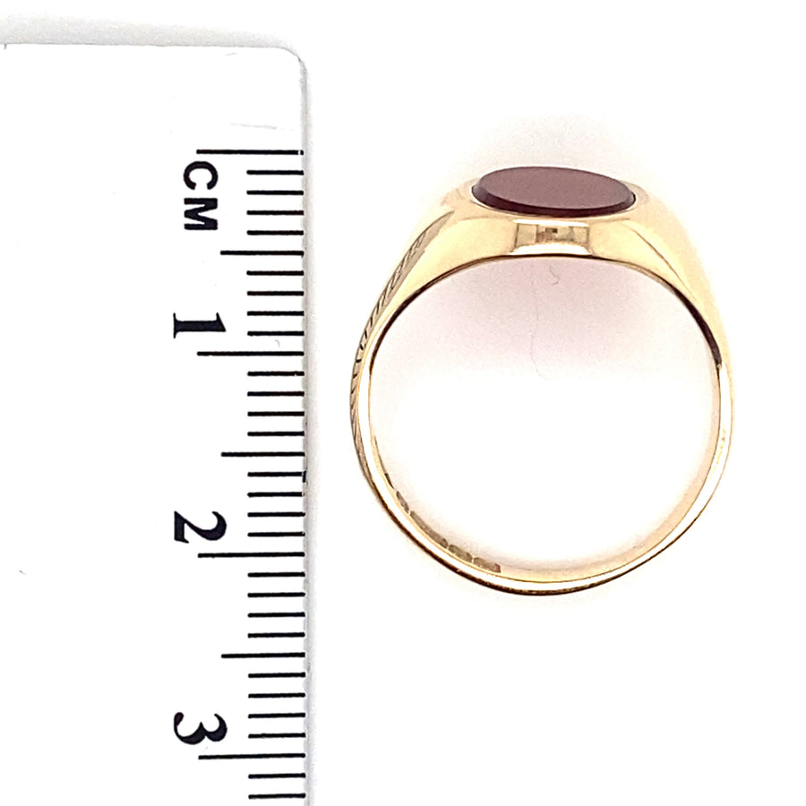 9ct Yellow Gold Red Stone Signet Ring - Size M