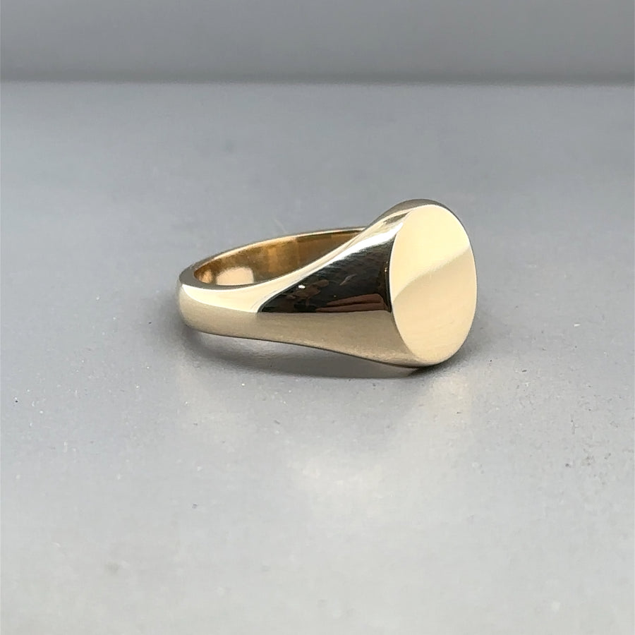 9ct Yellow Gold Round Signet Ring - Size L