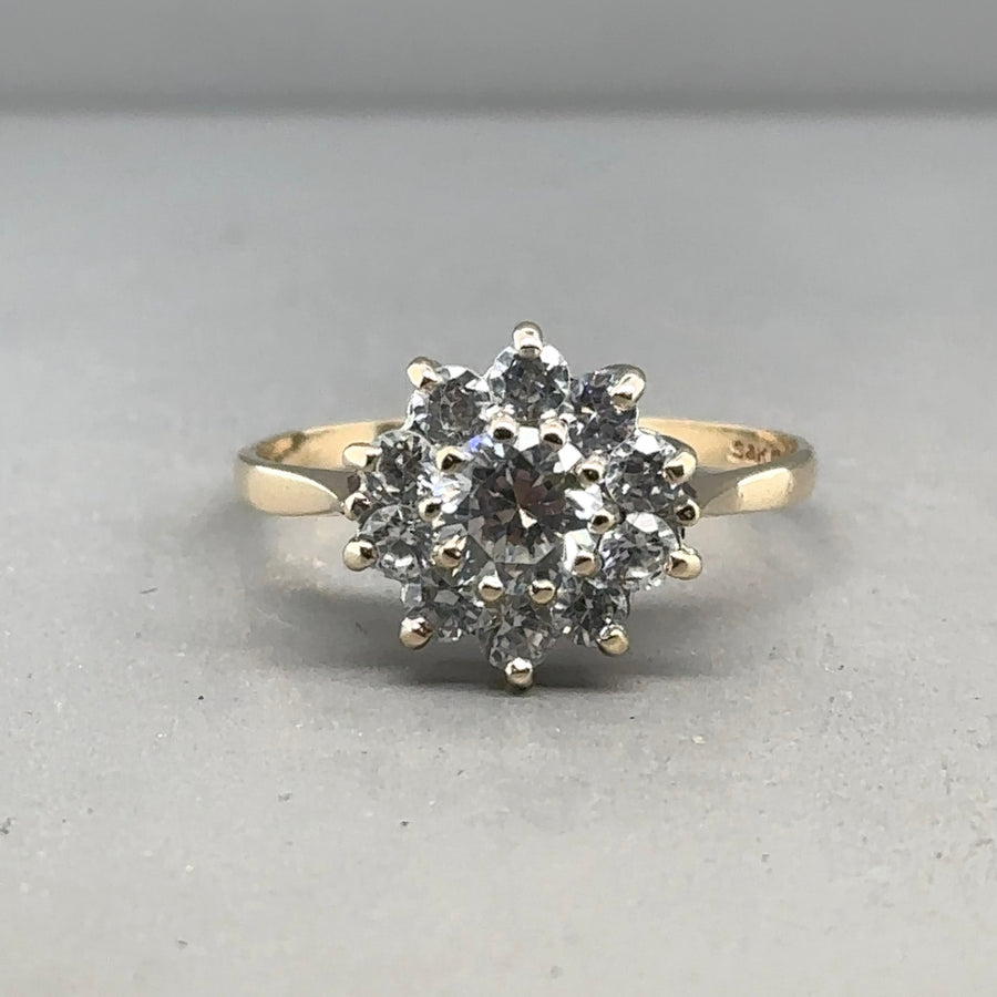 9ct Yellow Gold Cubic Zirconia Cluster Ring - Size P 1/2