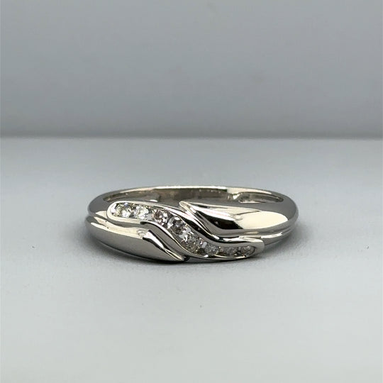 9ct White Gold Diamond Ring (c. 0.15 - 0.20ct) - Size T 1/2