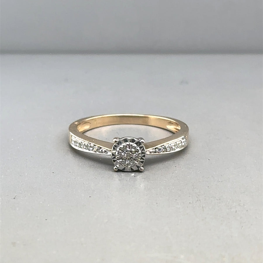 9ct Yellow Gold Diamond Set Ring (c. 0.45ct) - Size P 1/2