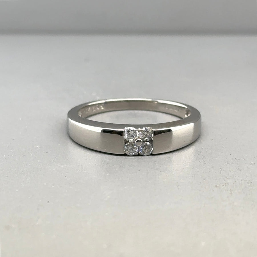 18ct White Gold Four Stone Diamond Ring (c. 0.15ct) - Size O