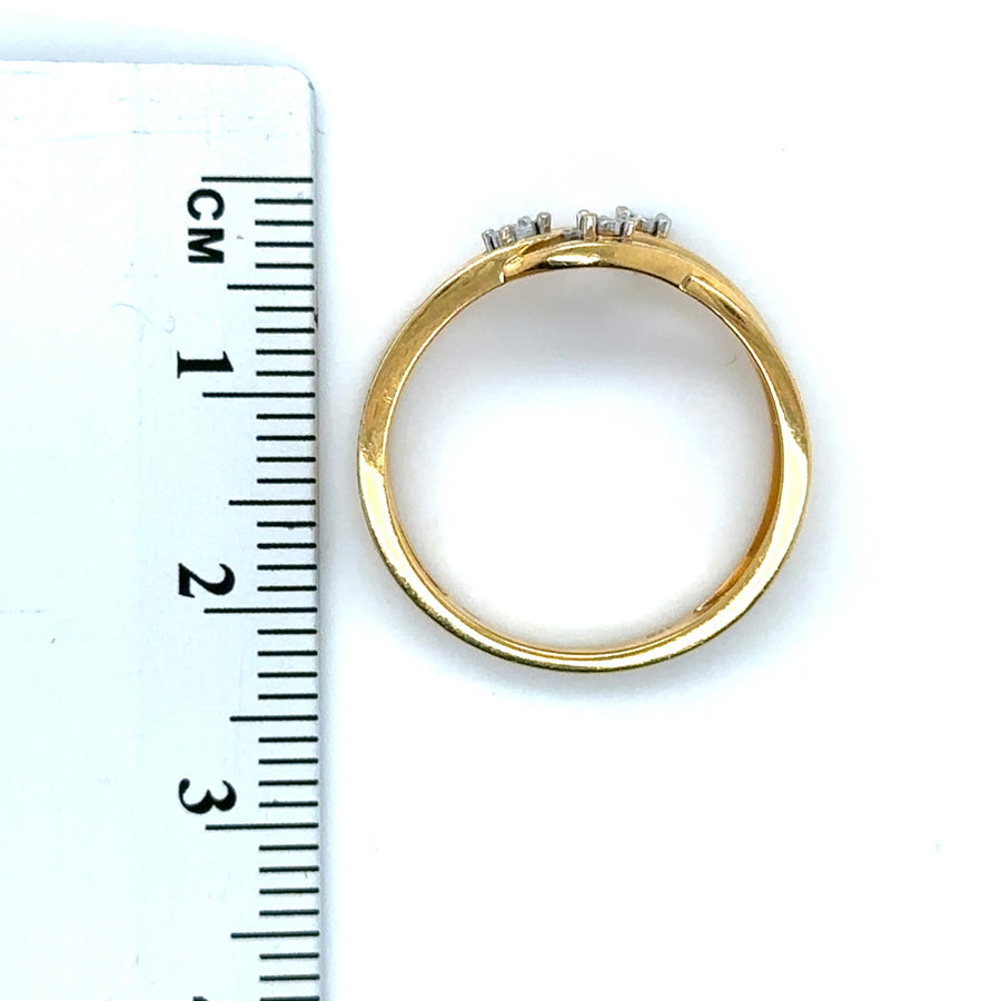9ct Yellow Gold Three Stone Diamond Ring - Size P