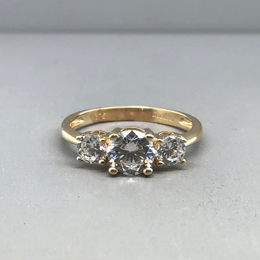 9ct Yellow Gold Three Stone Cubic Zirconia Ring - Size O