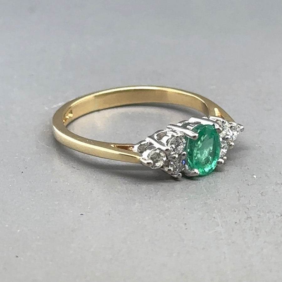 18ct Yellow Gold Emerald and Diamond Ring (c. 0.22ct) - Size K 1/2