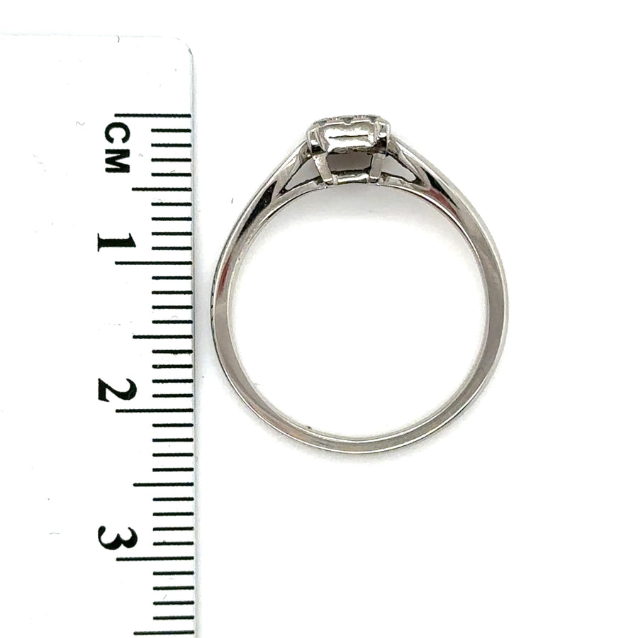 18ct White Gold Diamond Set Ring (c. 0.10 - 0.15ct) - Size M 1/2