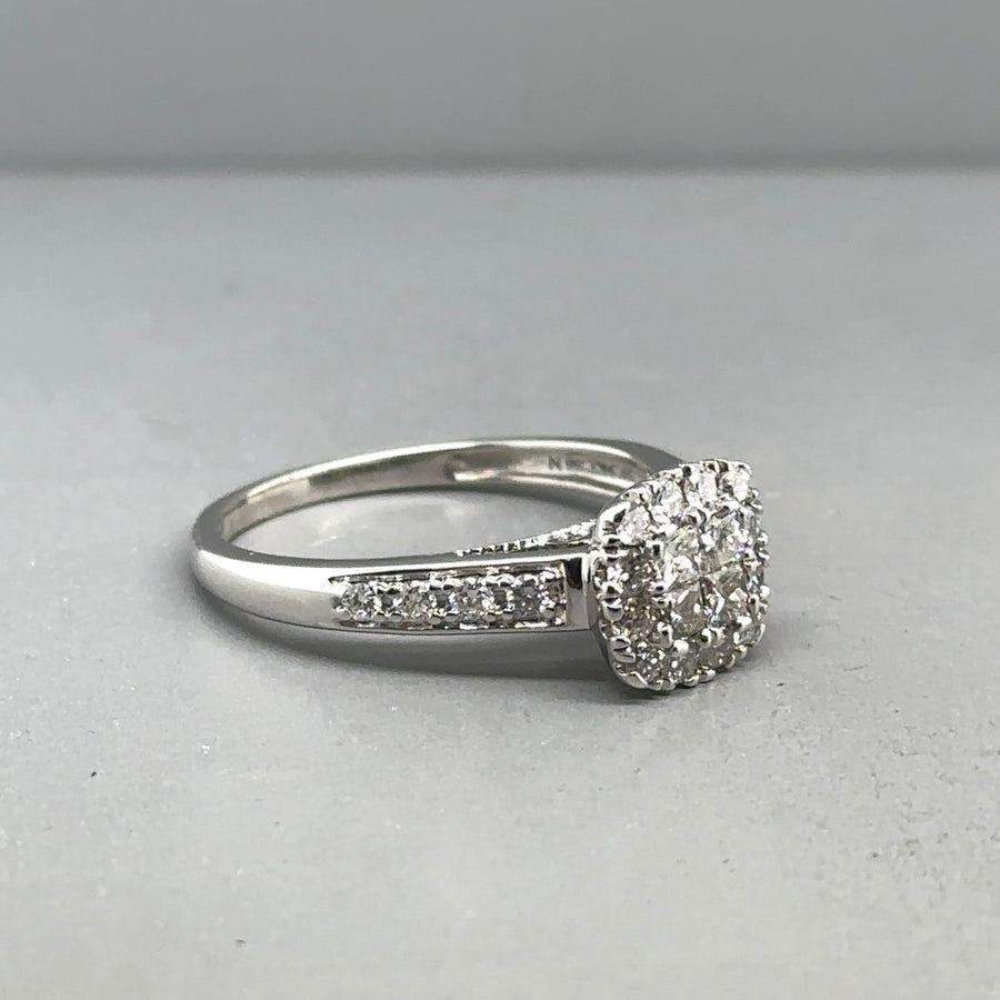 9ct White Gold Diamond Ring (c. 0.66ct) - Size N