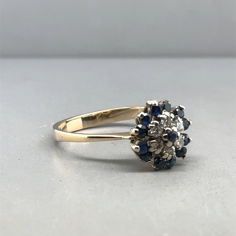 9ct Yellow Gold Sapphire and Diamond Ring (c. 0.10 - 0.15ct) - Size Q 1/2