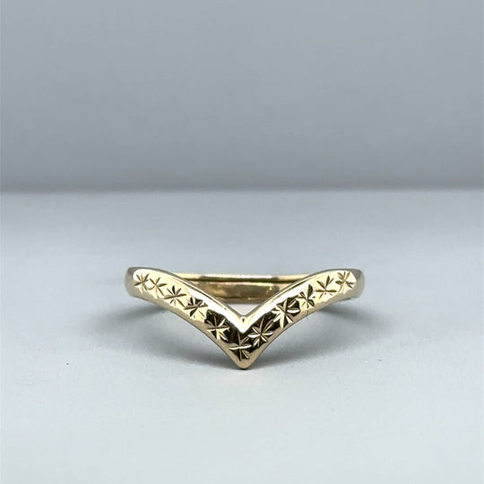 9ct Yellow Gold Chevron Ring - Size O