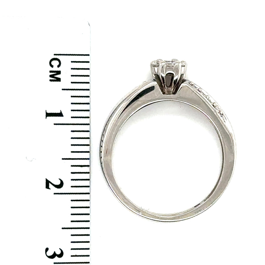 14ct White Gold Diamond Ring Set (c. 0.08 and 0.25ct) - Size K