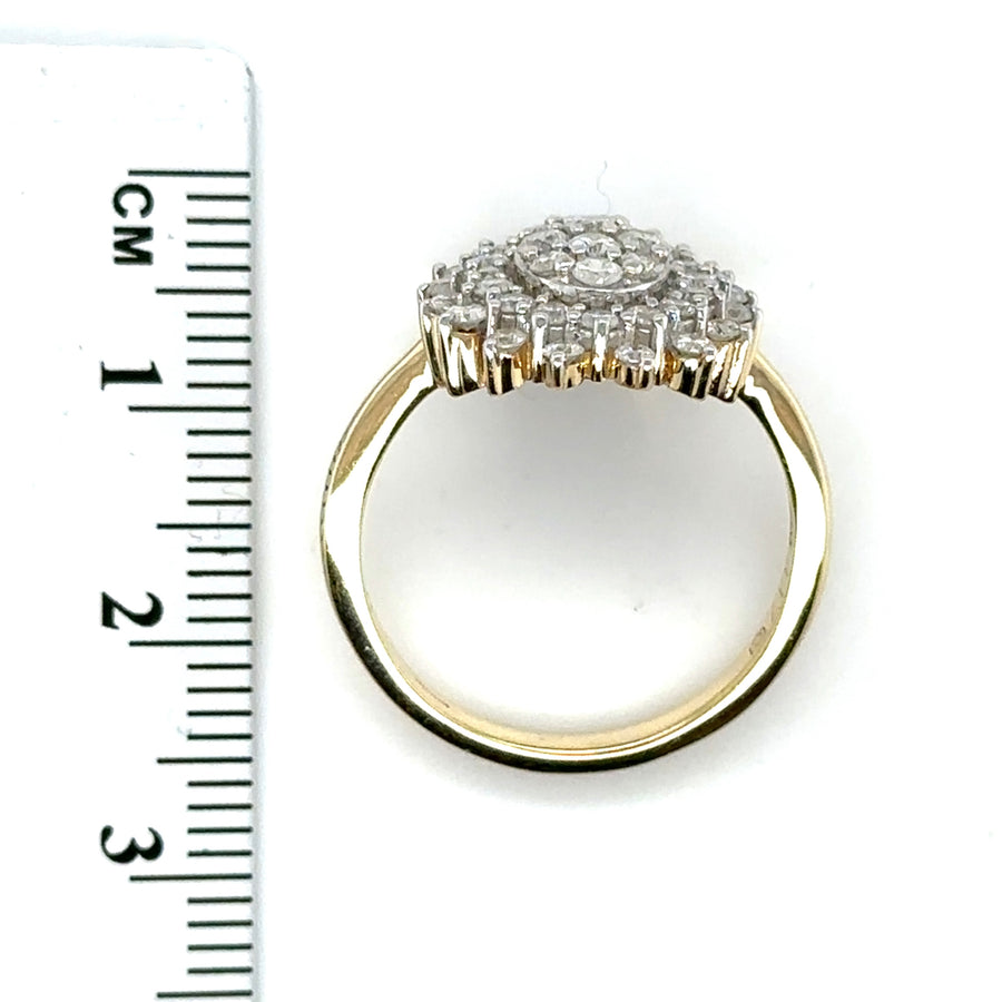 9ct Yellow Gold Diamond Cluster Ring (C. 0.90ct) - Size P