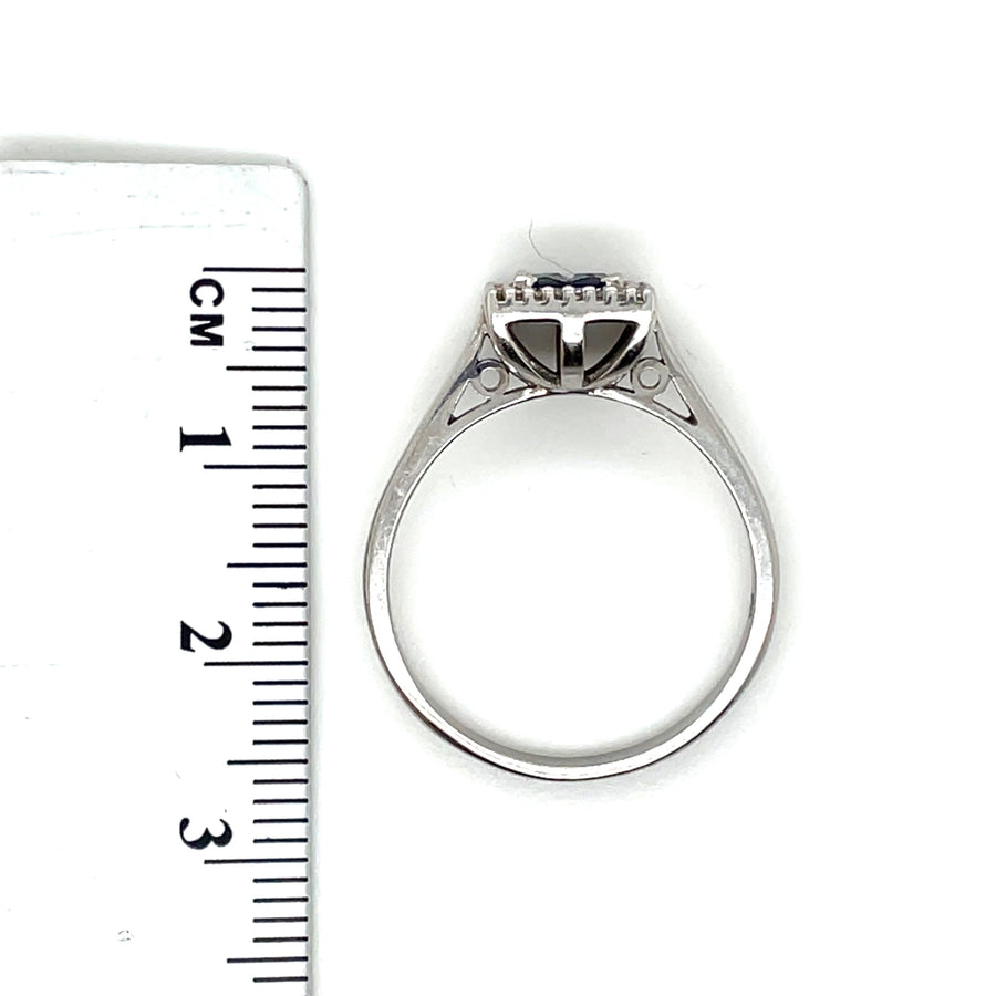 9ct White Gold Diamond and Sapphire Ring (c. 0.20ct) - Size P 1/2