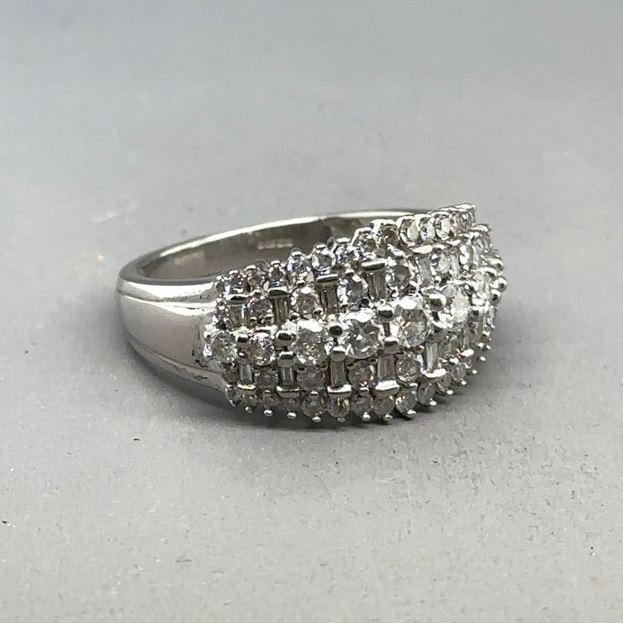 9ct White Gold Diamond Ring (C. 1.00ct) - Size L