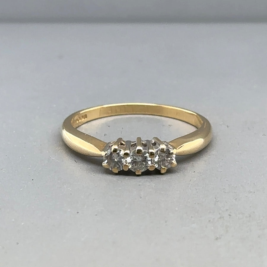 18ct Yellow Gold Three Stone Diamond Ring (c. 0.33ct) - Size O