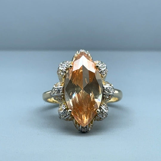 14ct Yellow Gold Amber and White Cubic Zirconia Dress Ring - Size N