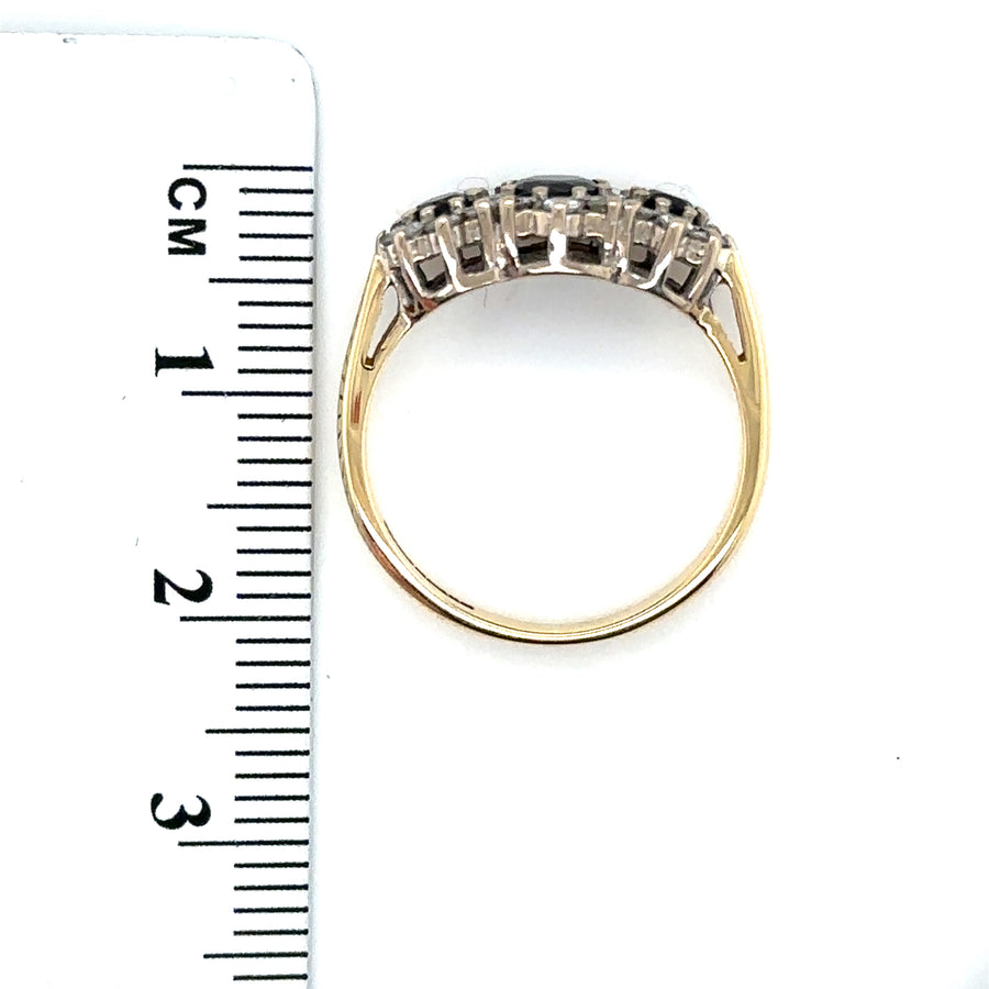 18ct Yellow Gold Diamond and Sapphire Ring (c. 0.20 - 0.25ct) - Size K