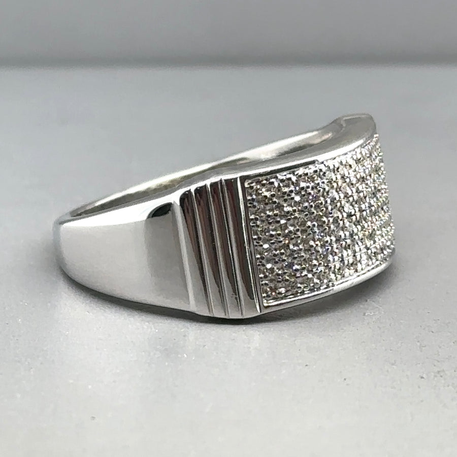 9ct White Gold Chunky Diamond Set Ring (c. 0.33ct) - Size V