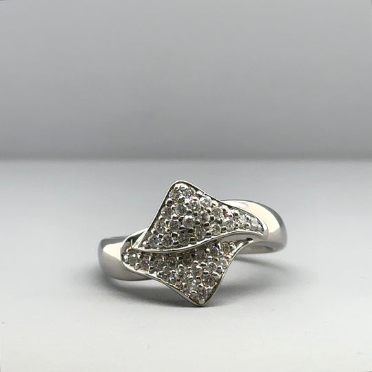 18ct White Gold Diamond Set Fancy Ring (c. 0.35ct) - Size N 1/2