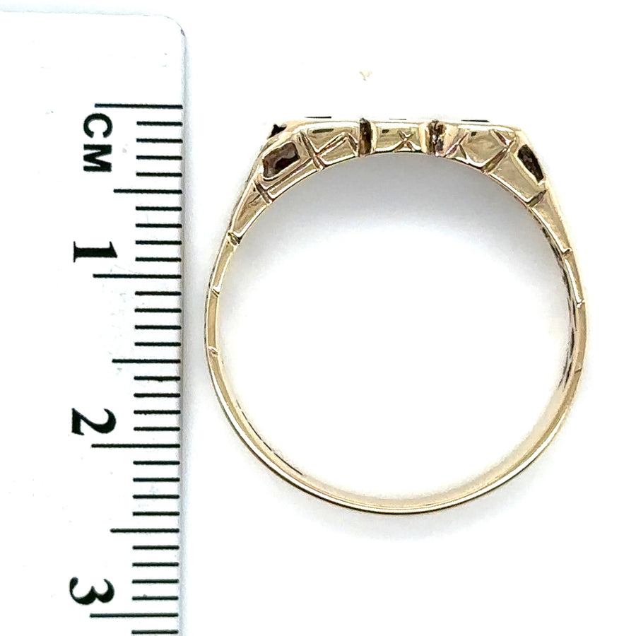 9ct Yellow Gold Dad Ring - Size V 1/2