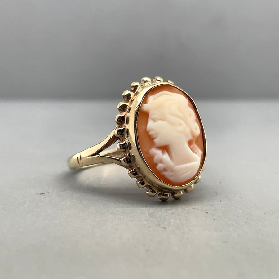 9ct Yellow Gold Cameo Ring - Size N