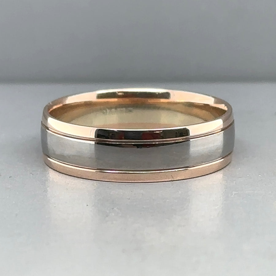 9ct Bi-Colour Band Ring - Size T 1/2
