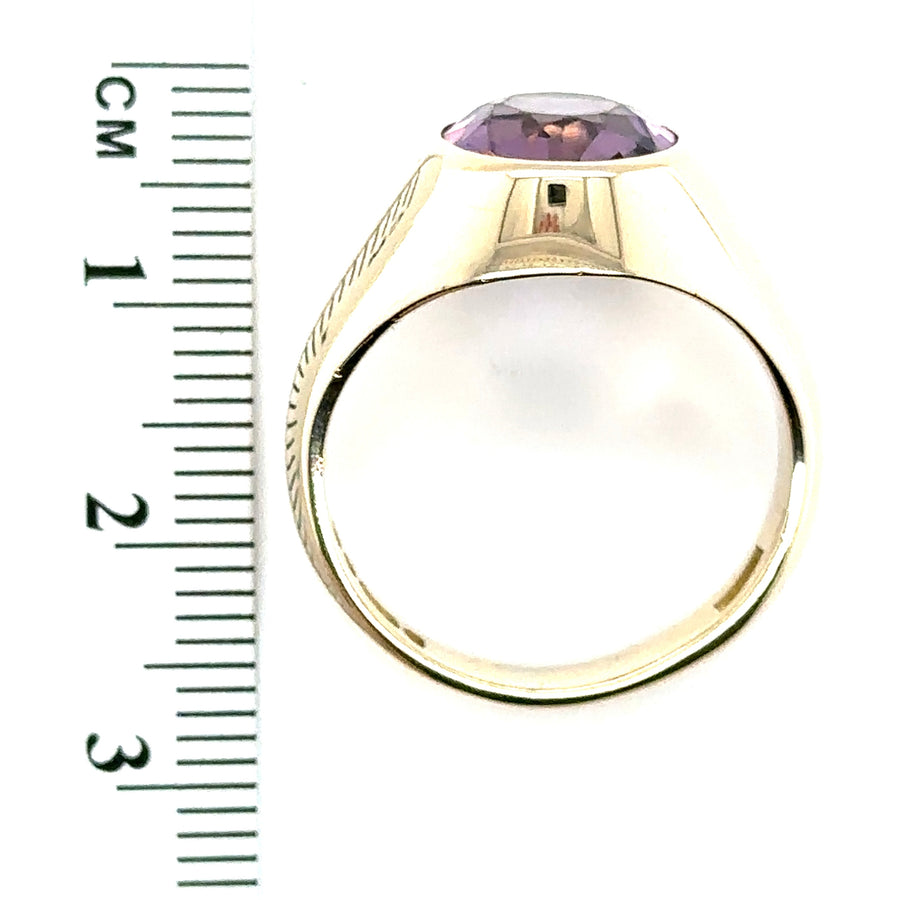 9ct Yellow Gold Purple Tourmaline Ring - Size P