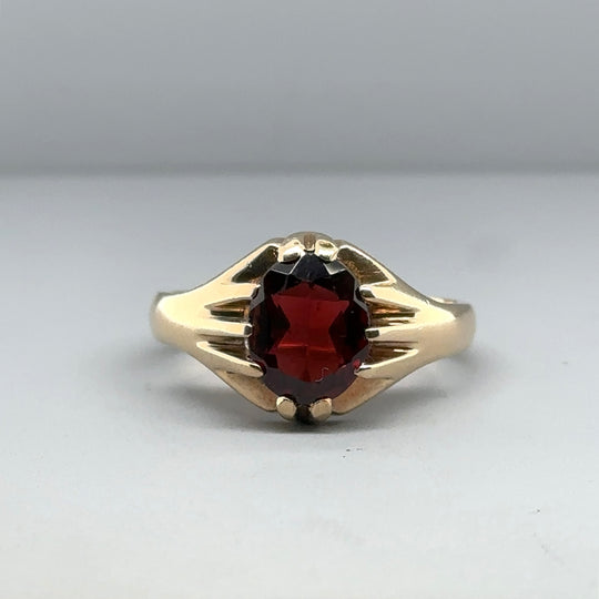 9ct Yellow Gold Single Stone Garnet Ring - Size U