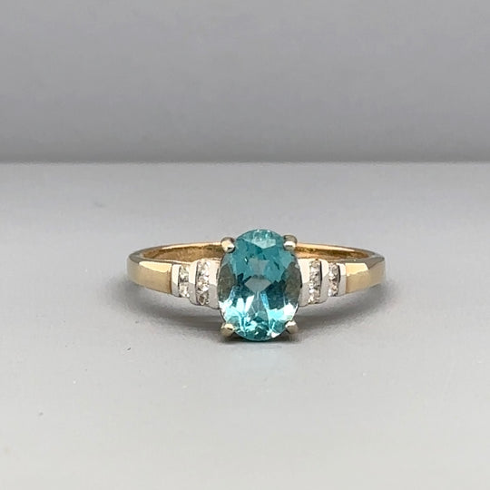9ct Yellow Gold Blue Synthetic Stone and Diamond Ring - Size N