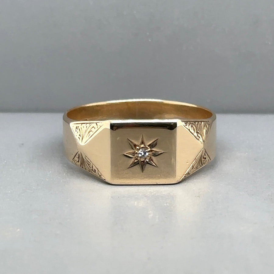 9ct Yellow Gold Diamond Set Signet Ring - Size X