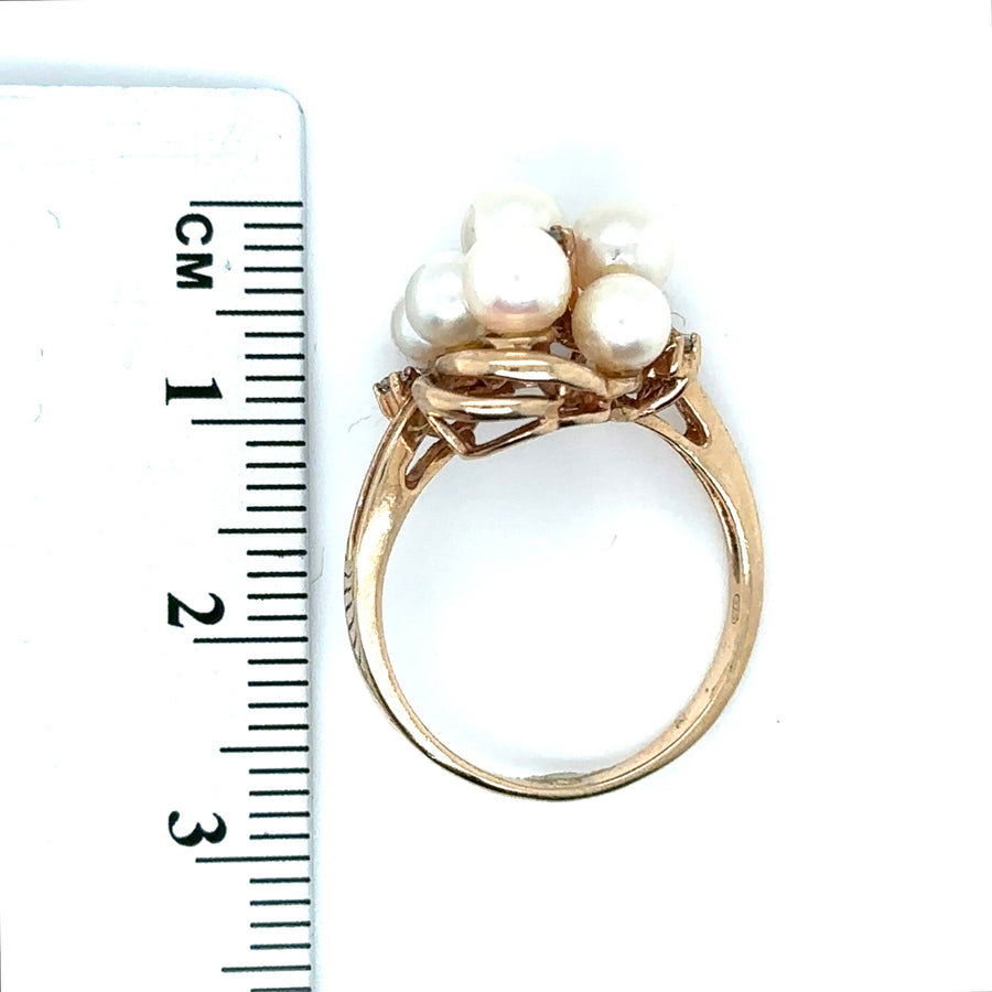 9ct Yellow Gold Diamond and Cultured Pearl Ring - Size M 1/2