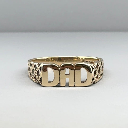 9ct Yellow Gold Dad Ring - Size V 1/2