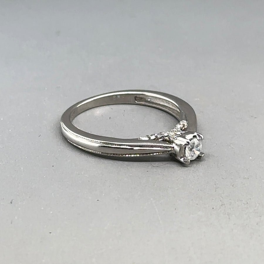 9ct White Gold Diamond Ring (c. 0.25ct) - Size M
