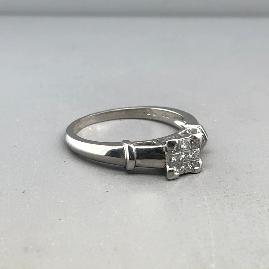 18ct White Gold Diamond Ring (c. 0.25ct) - Size N