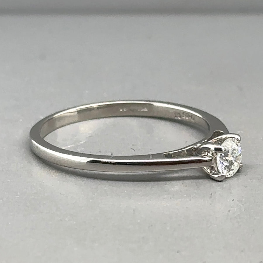 9ct White Gold Single Stone Diamond Ring (c. 0.25ct) - Size O 1/2