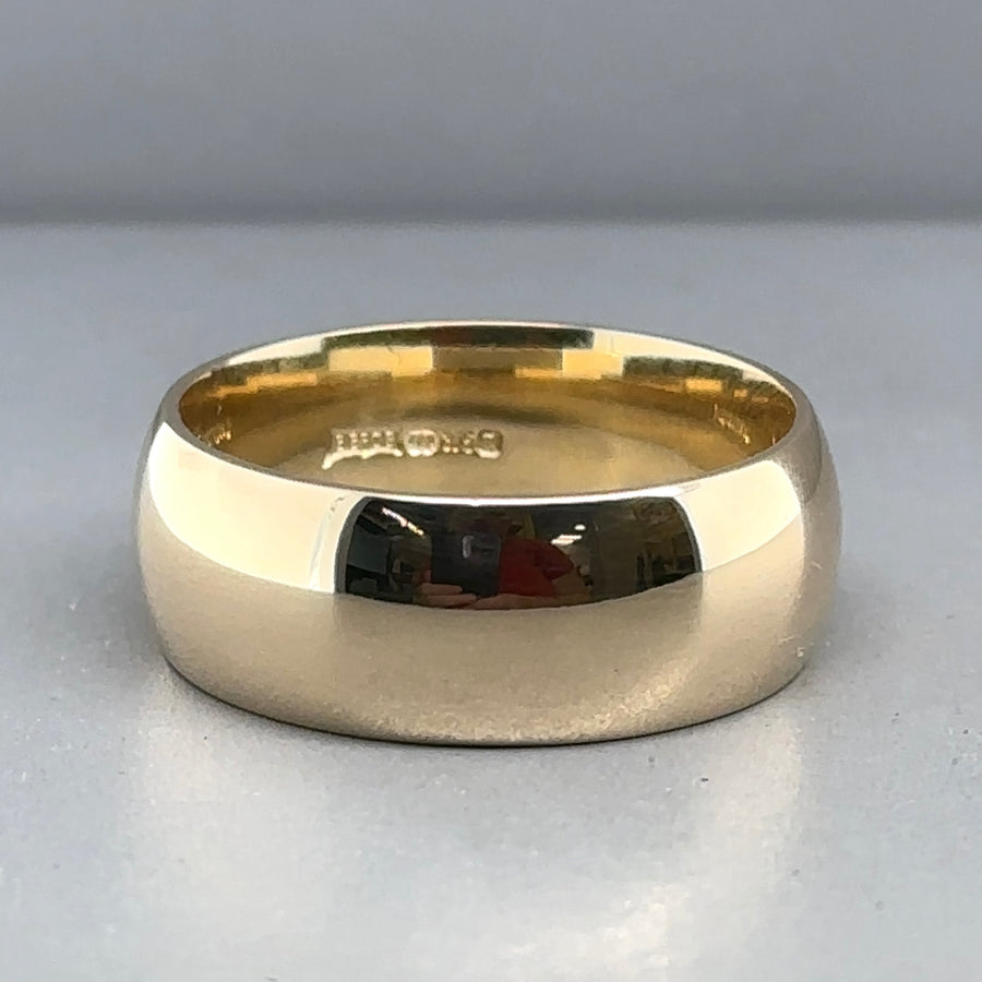 9ct Yellow Gold Band Ring - Size R 1/2