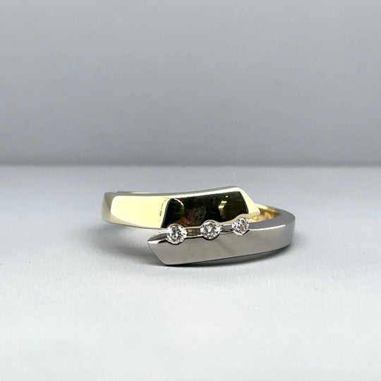14ct Bi-Colour Three Stone Diamond Ring - Size Q