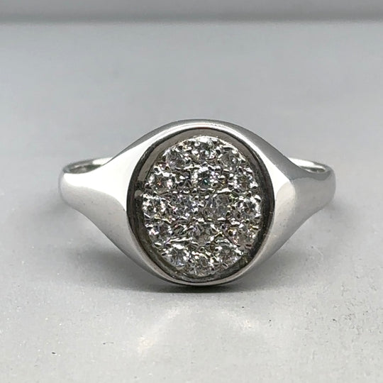 18ct White Gold Diamond Signet Ring (c. 0.40 - 0.50ct) - Size Z + 2