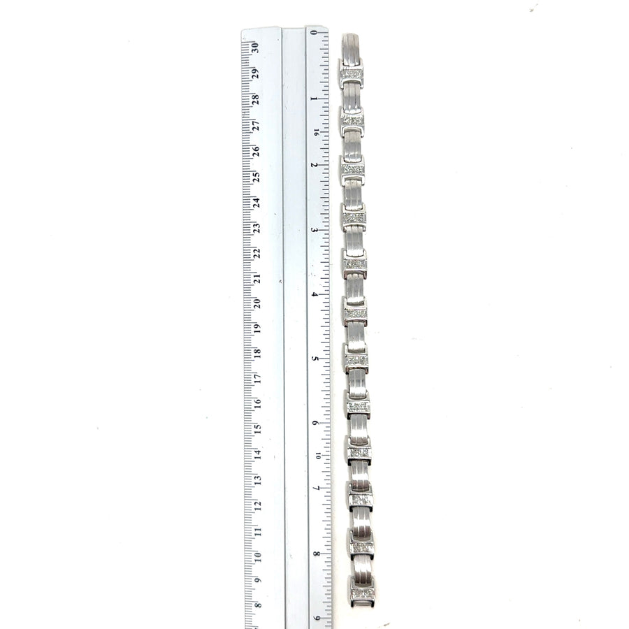 14ct White Gold Diamond Set Bracelet (c. 2.52ct)