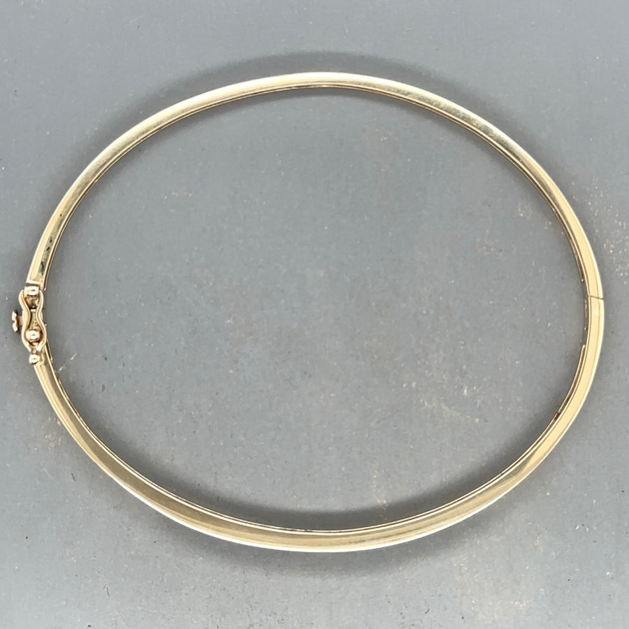 9ct Yellow Gold Sapphire and Diamond Set Bangle (c. 0.15 - 0.20ct)