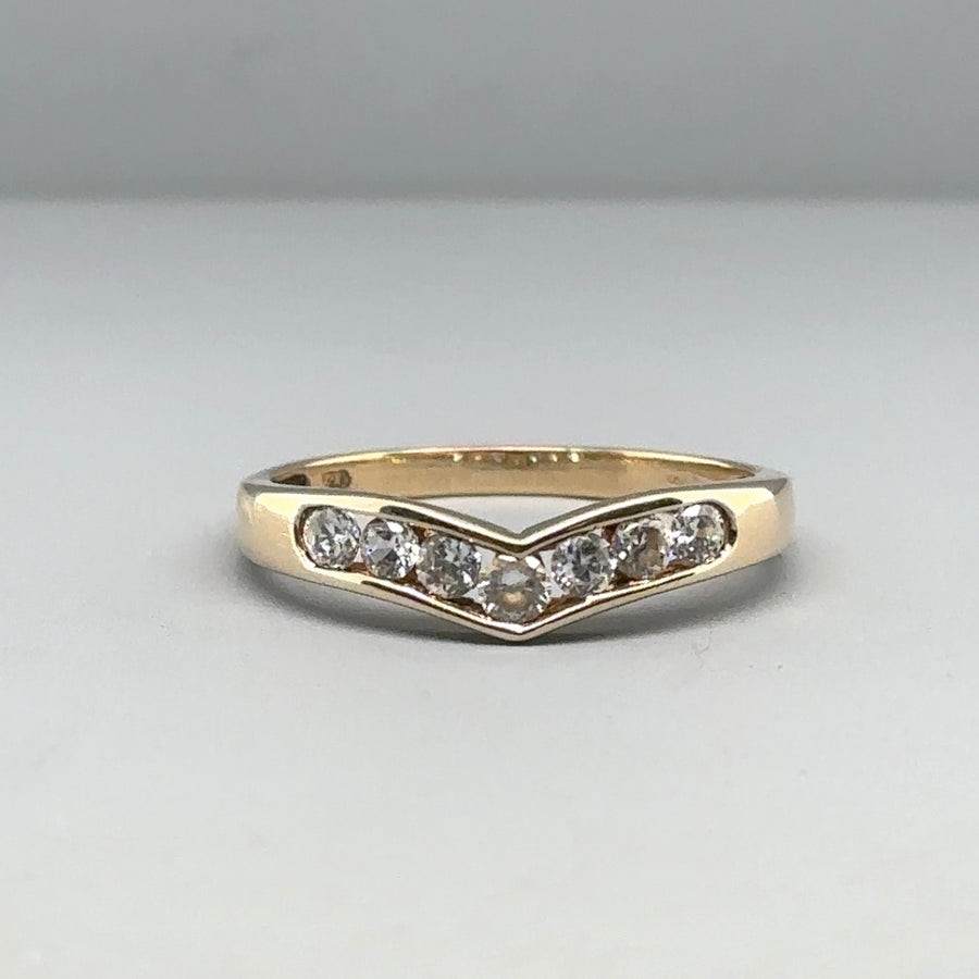 9ct Yellow Gold Cubic Zirconia Chevron Ring - Size M 1/2