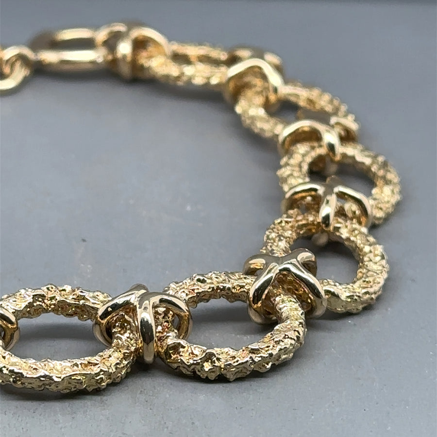 9ct Yellow Gold Fancy Link Circle Bracelet
