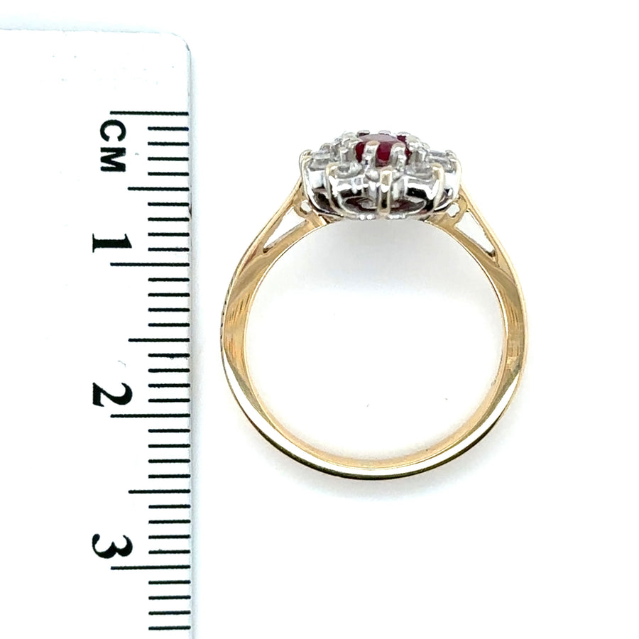 18ct Yellow Gold Ruby and Diamond Cluster Ring (c. 0.50ct) - Size M