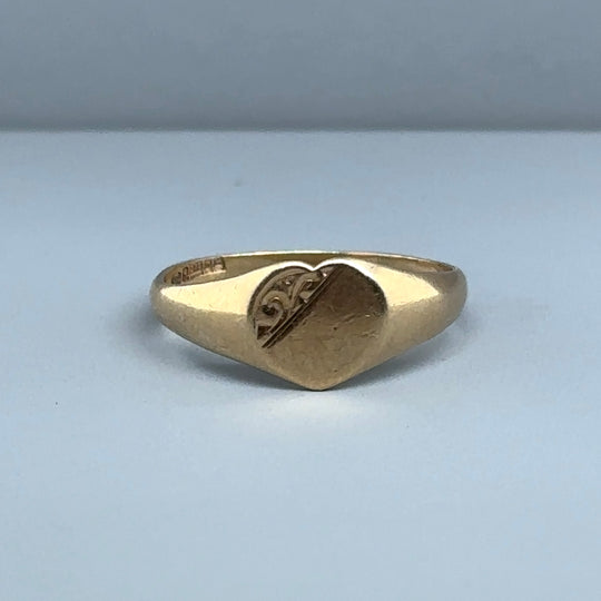 9ct Yellow Gold Heart Signet Ring - Size J