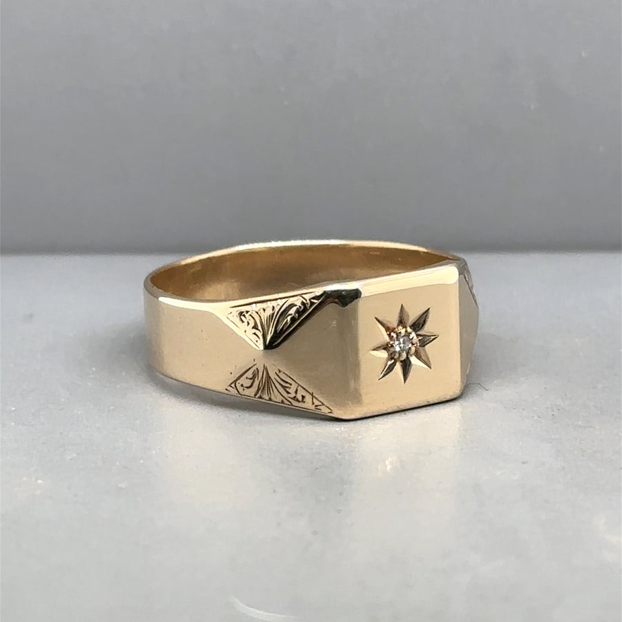 9ct Yellow Gold Diamond Set Signet Ring - Size X