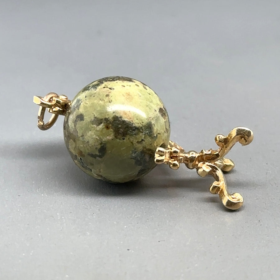 9ct Yellow Gold Synthetic Stone Globe Charm