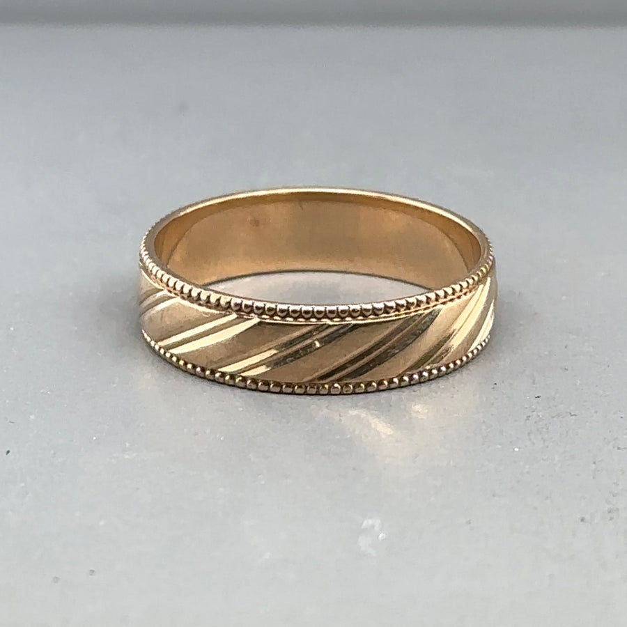 9ct Yellow Gold Patterned Band Ring - Size M