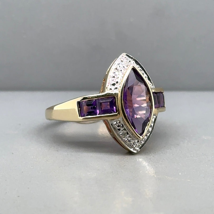 9ct Yellow Gold Amethyst and Diamond Ring - Size P 1/2