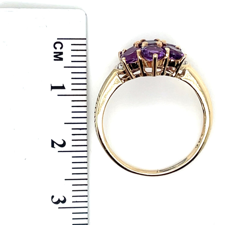 9ct Yellow Gold Amethyst and Diamond Ring - Size P