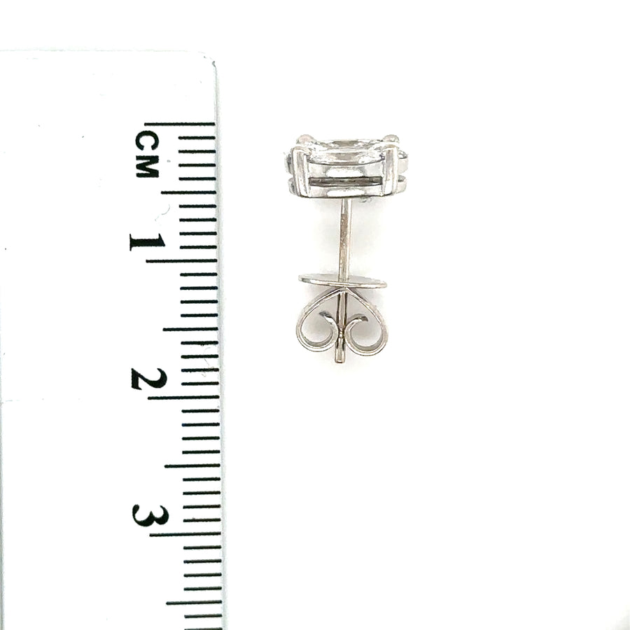 18ct White Gold Diamond Cluster Stud Earrings (c. 1.60ct)