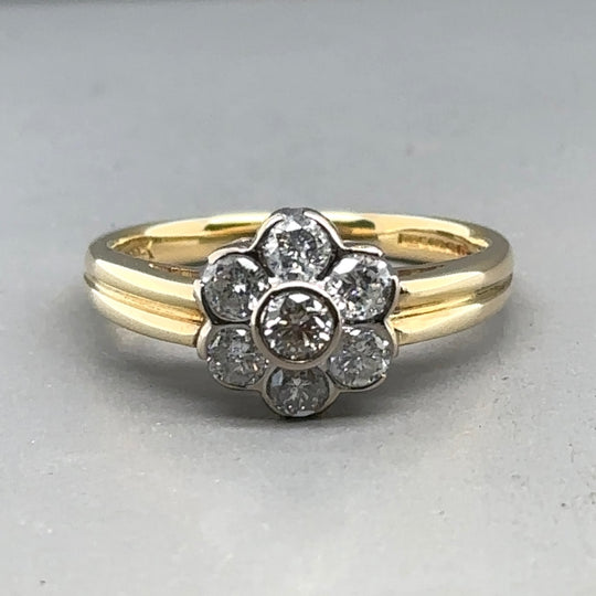 18ct Yellow Gold Diamond Daisy Cluster Ring (c. 0.70ct) - Size O